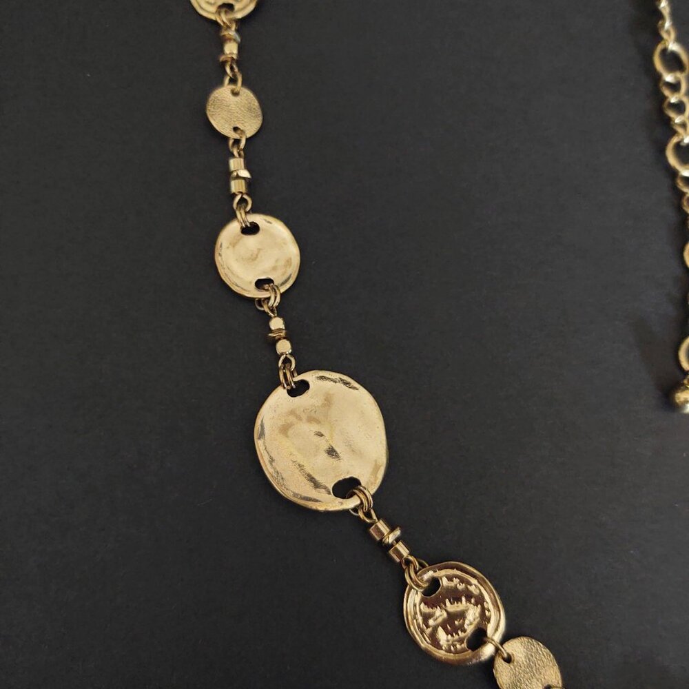Long gold tone disk single strand necklace - Picture 6 of 12